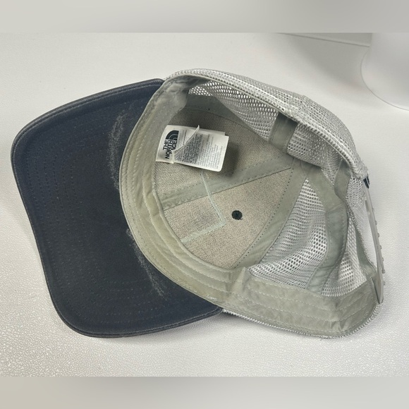 The North Face Mudder Trucker Mesh Hat - Picture 4 of 6
